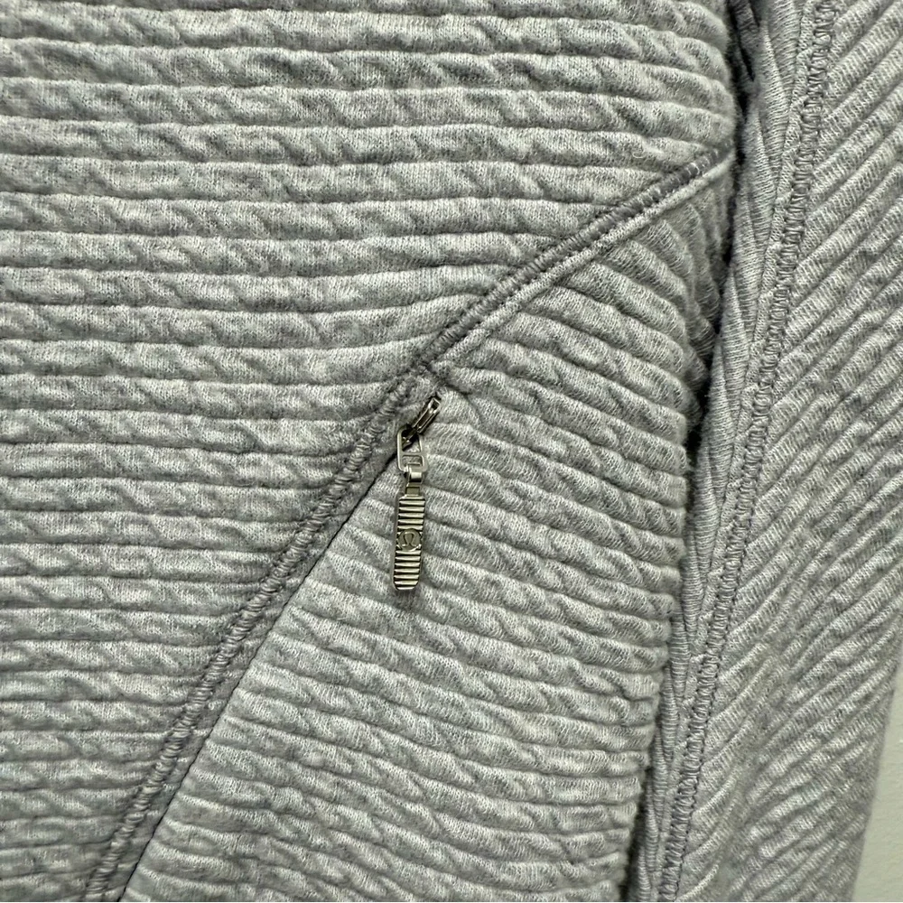 Lululemon Easy Going Jacket Heathered Silverscreen Grey | Size 4